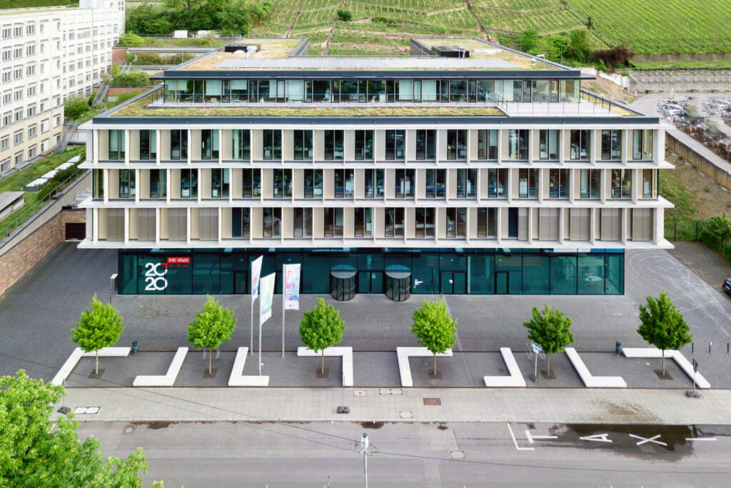 IHK Stuttgart › Gebrüder Schneider
