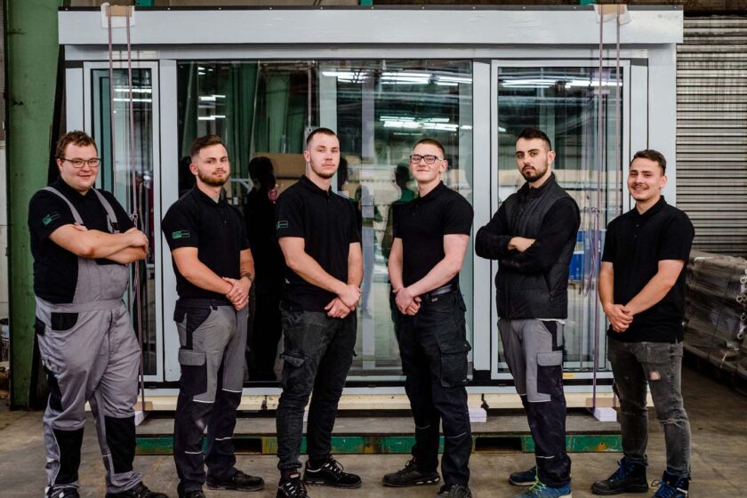 Über uns_Unternehmen_Gruppenbild Azubis Gewerblich