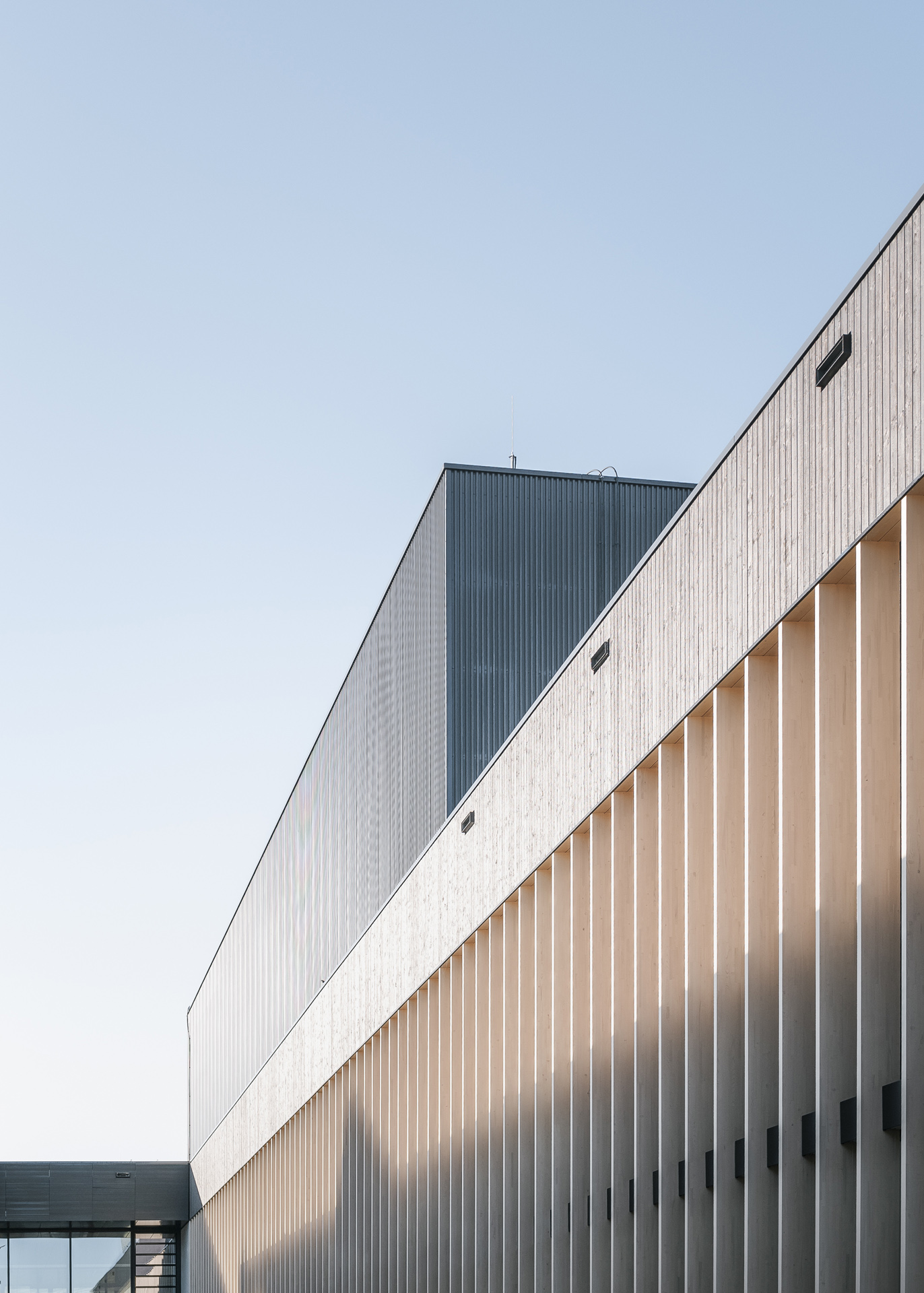 TUM Campus im Olympiapark - (c) Aldo Amoretti / Dietrich | Untertrifaller Architekten